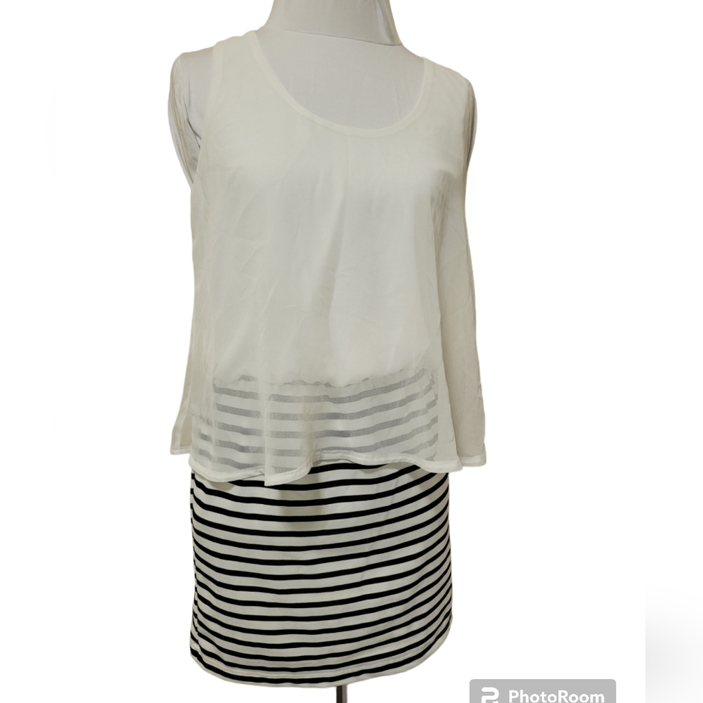 Papillion Dressy Office White and‎ Black Dress, size small
